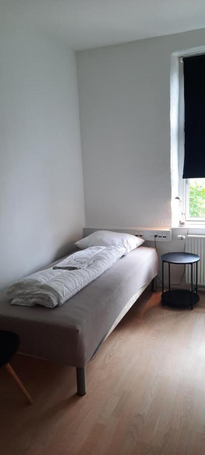 Private In A Shared Hospedagem domiciliar Odense