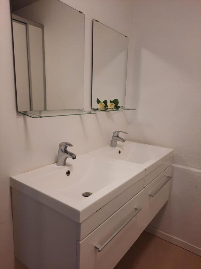 Hospedagem domiciliar Private In A Shared